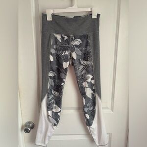 Athleta tropical Flow High Rise Leggings